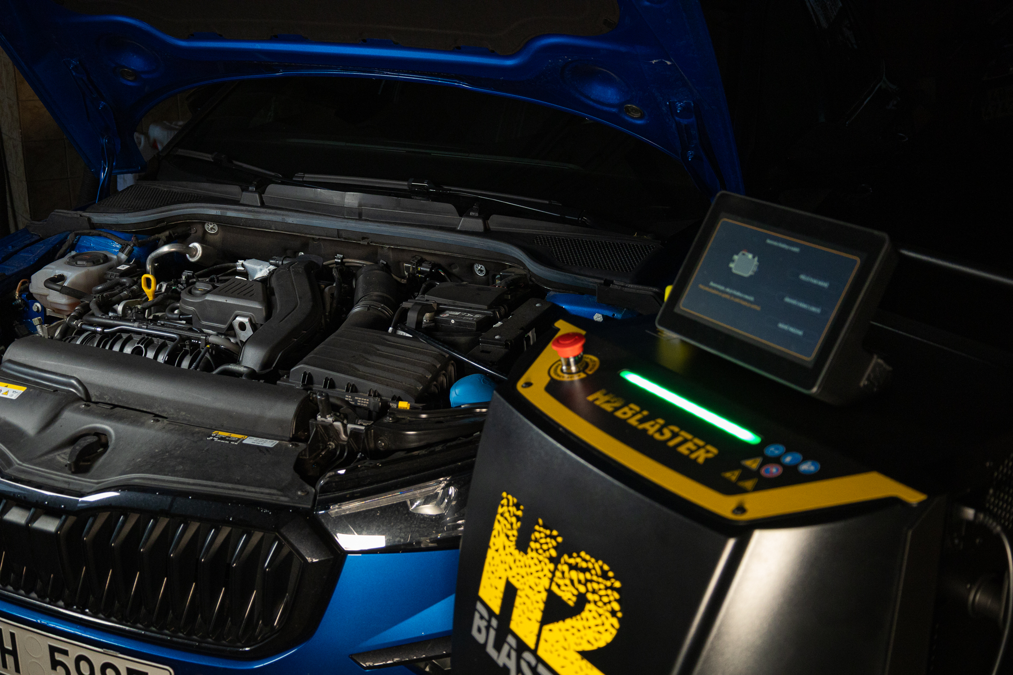 H2 Blaster dekarbonizace